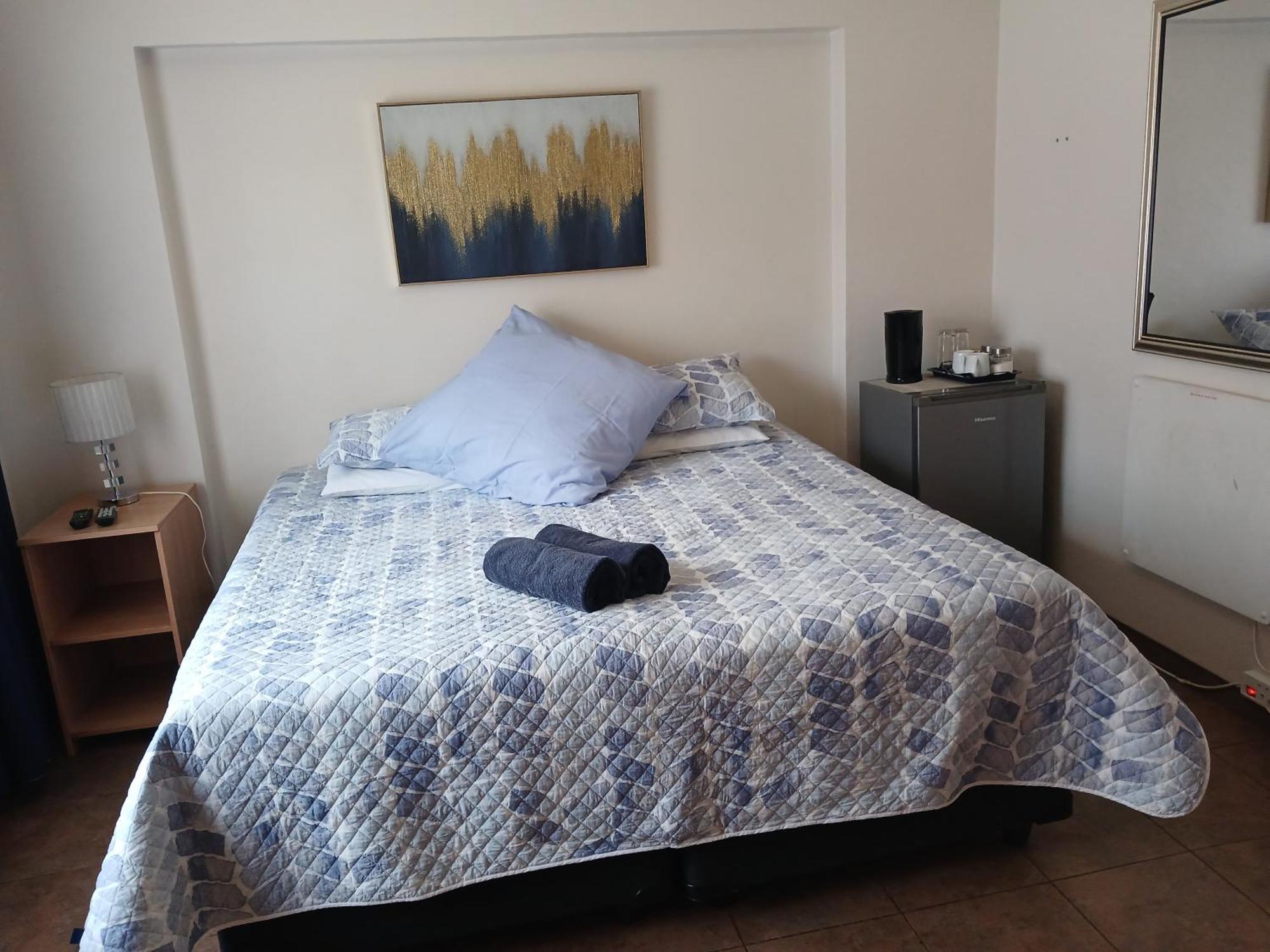 White Rose Guest House Vanderbijlpark Extérieur photo